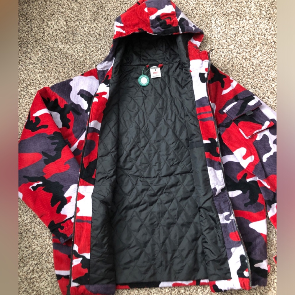 Supreme Nike corduroy full zip hooded jacket. Red camo. Size Lg. W/ StockX tag - Picture 2 of 13